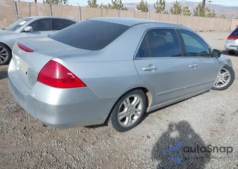 2006 Honda Accord 2.4 Se из США, поврежденный, VIN 1HGCM55366A026074